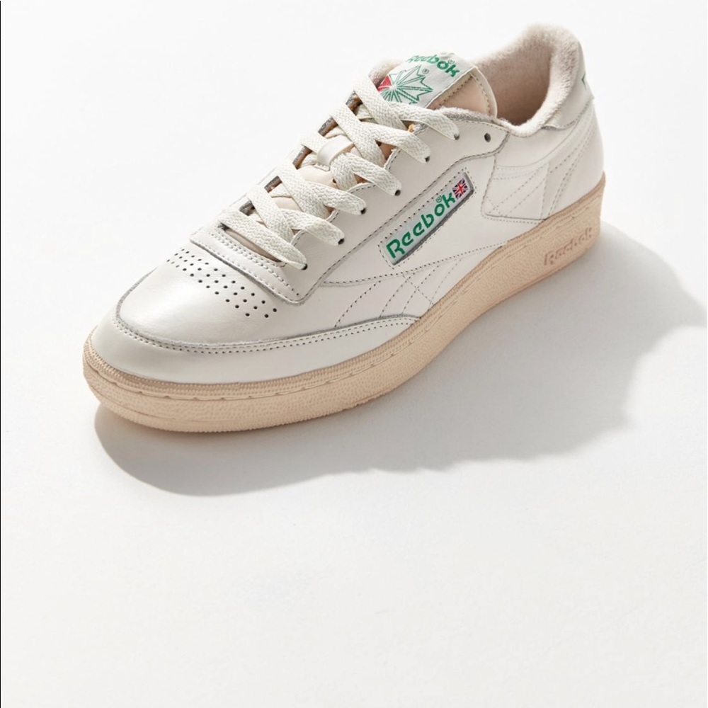 Reebok Club C Vintage Sneaker (Women’s 8.5) Used